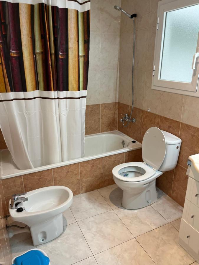 Amplio Apartamento Con Acceso Directo A Piscina Platja d'Aro Exteriör bild